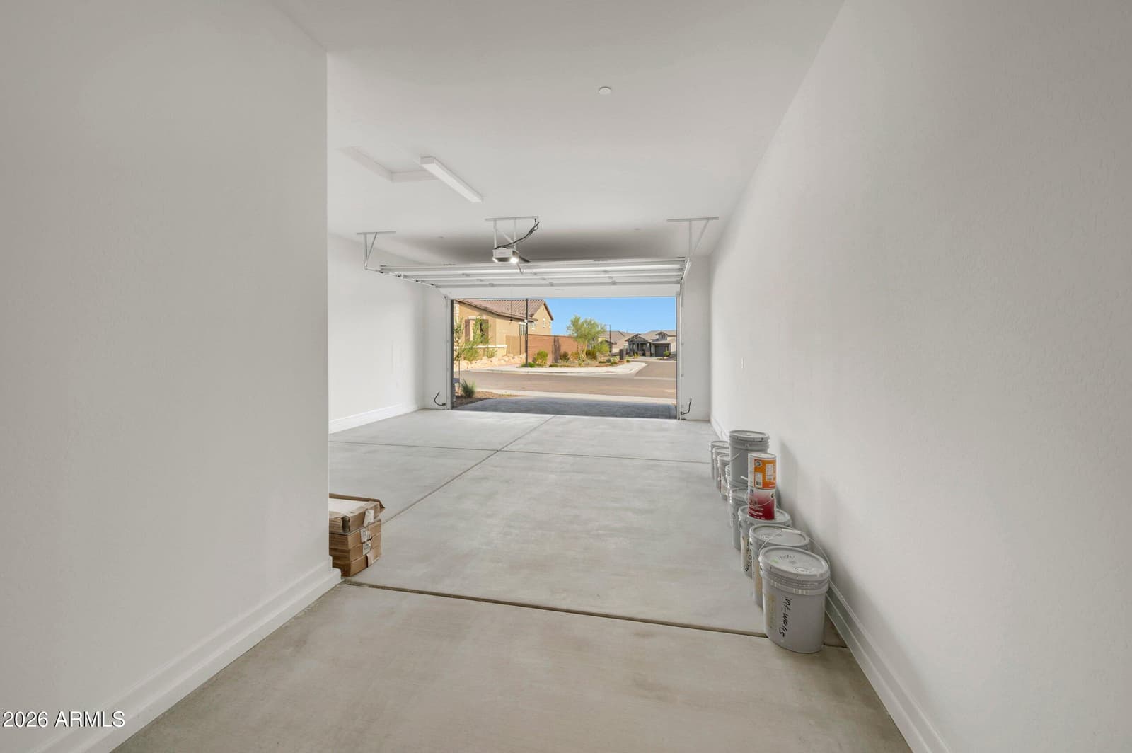 32400 N 135th Drive, Peoria, AZ 85383 — photo 3 of 36