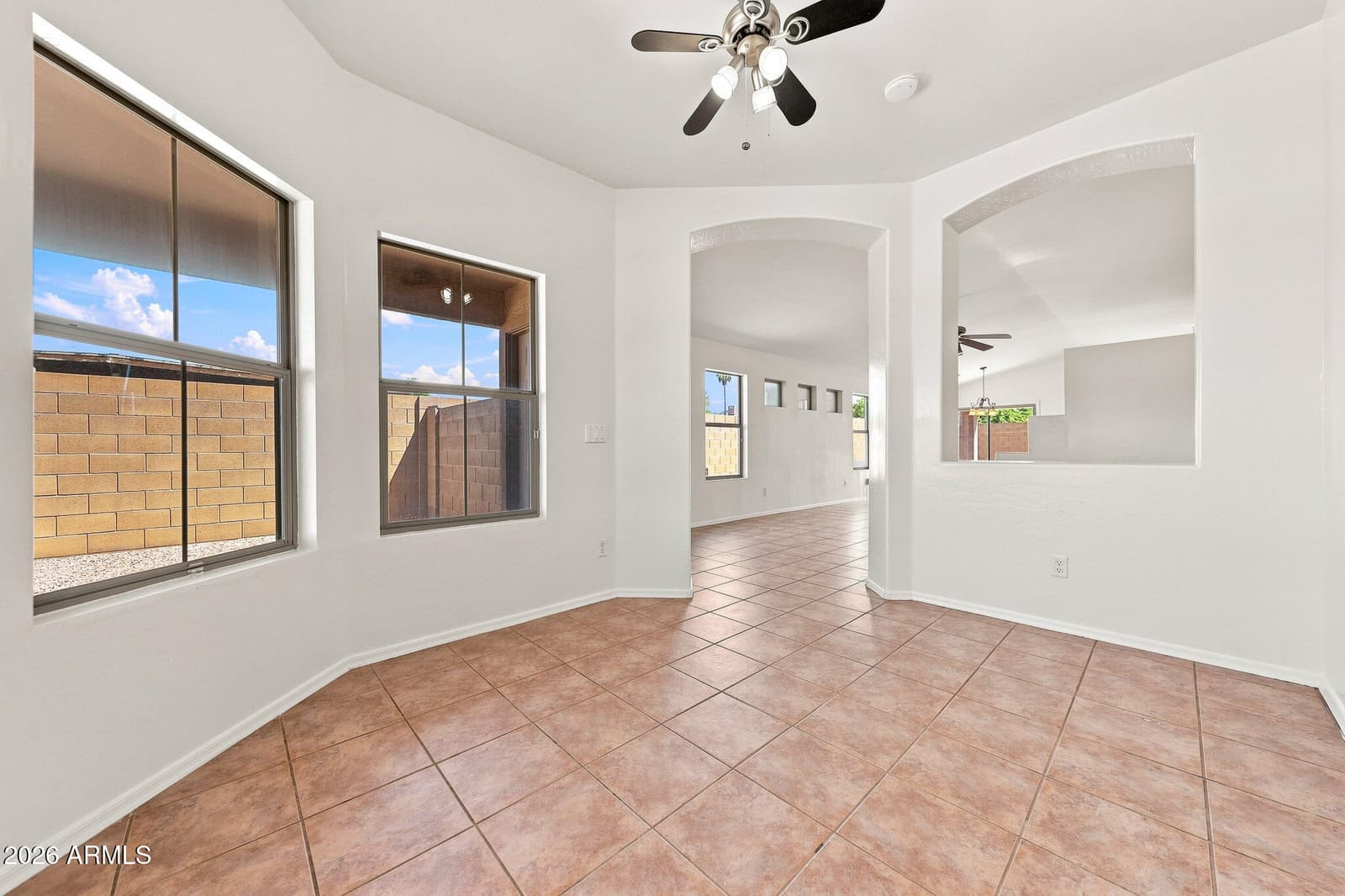 321 W Harwell Road, Phoenix, AZ 85041 — photo 6 of 30
