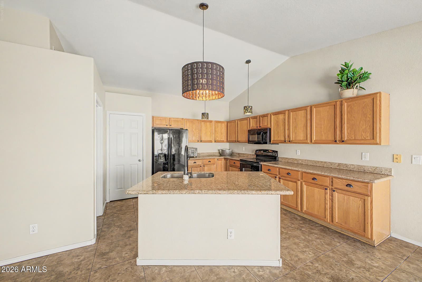 6310 E Portia Street, Mesa, AZ 85215 — photo 3 of 19