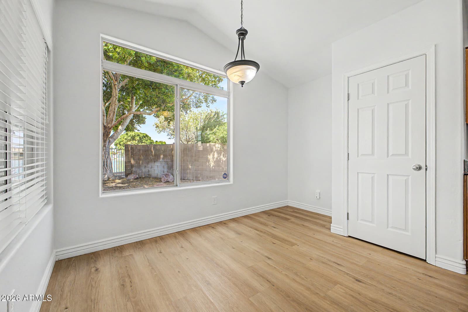 1814 N 108th Avenue, Avondale, AZ 85392 — photo 11 of 35
