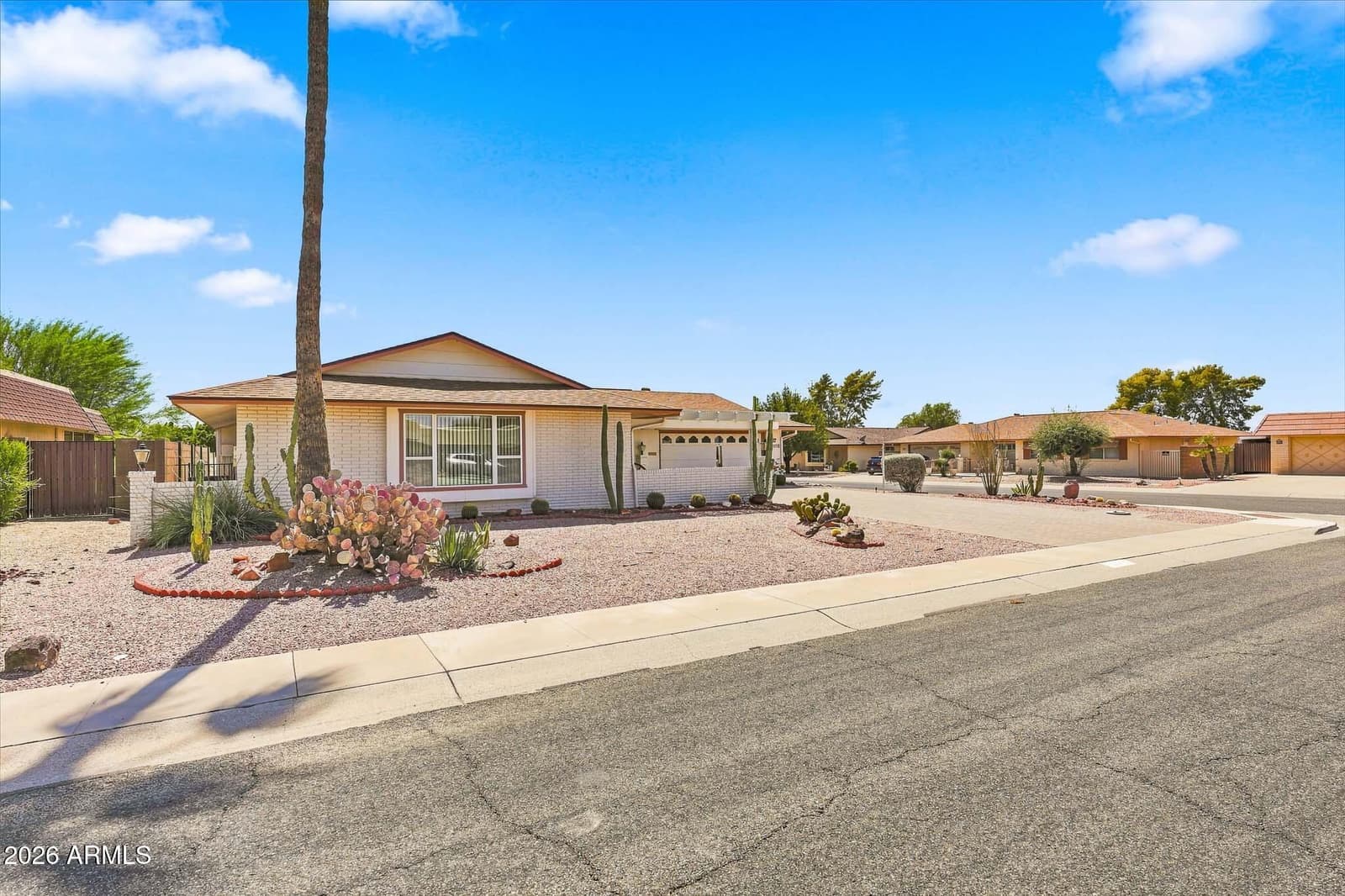 11053 W Pine Hollow Drive, Sun City, AZ 85351 — photo 9 of 63