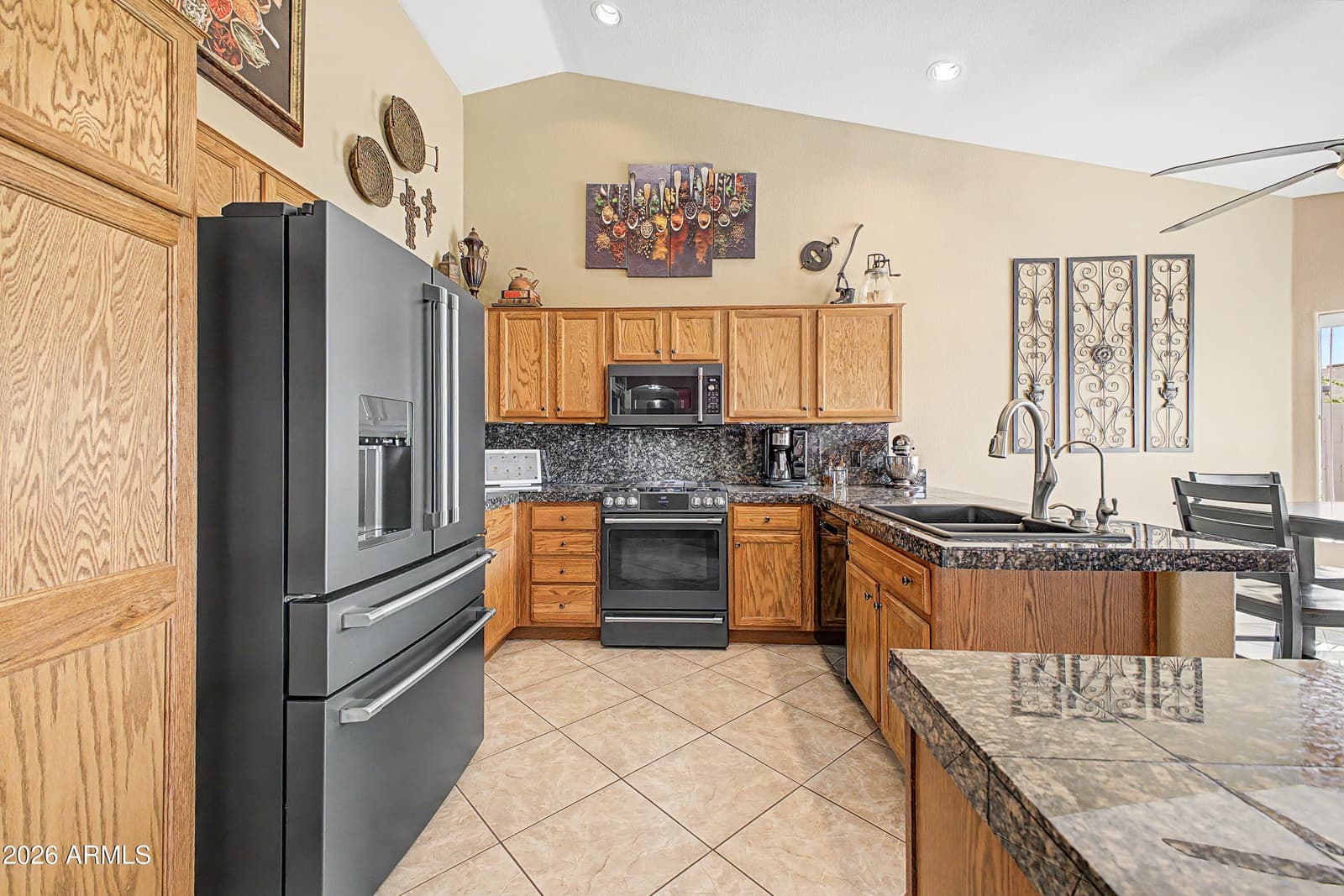 441 E Dartmouth Drive, Casa Grande, AZ 85122 — photo 16 of 52