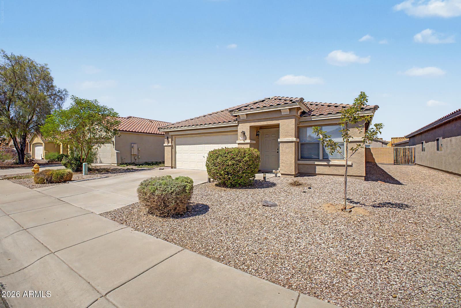 2658 W Silver Creek Lane, San Tan Valley, AZ 85144 — photo 5 of 50