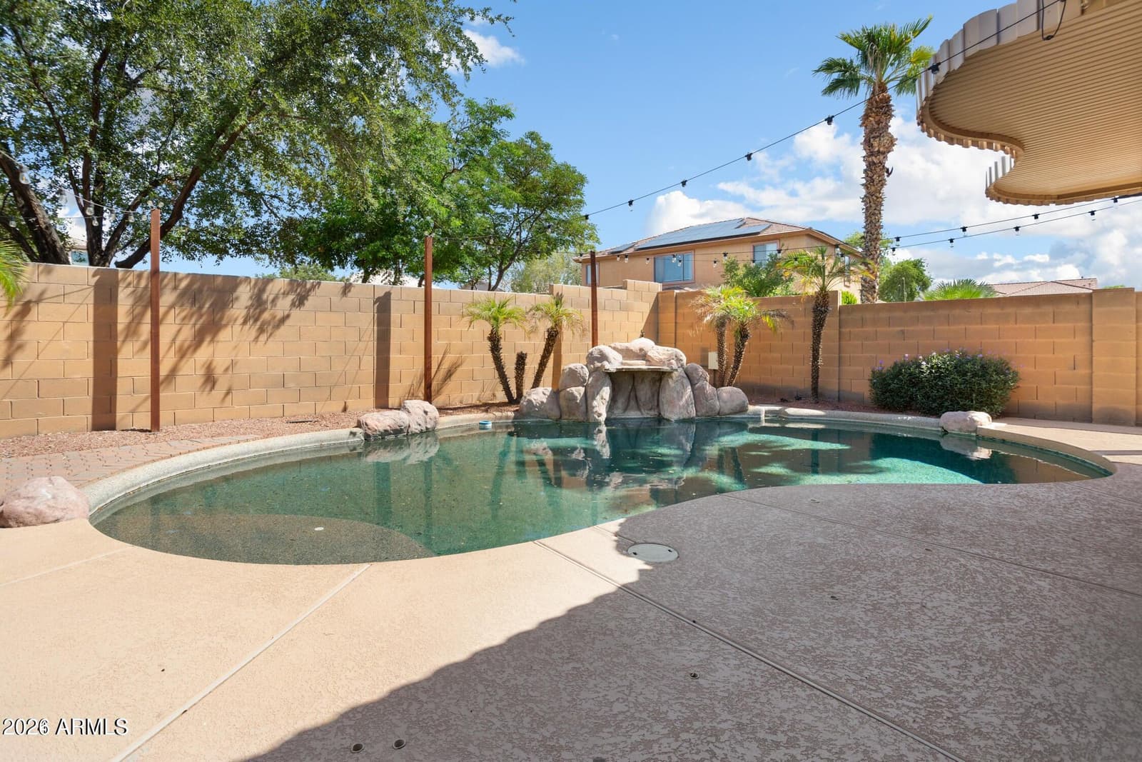 13636 W Mauna Loa Lane, Surprise, AZ 85379 — photo 4 of 5