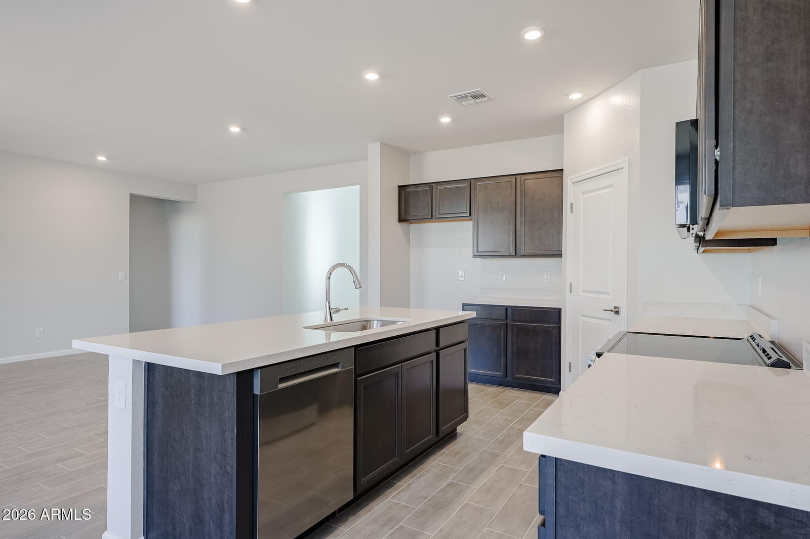 24034 N 182nd Lane, Surprise, AZ 85387 — photo 15 of 22