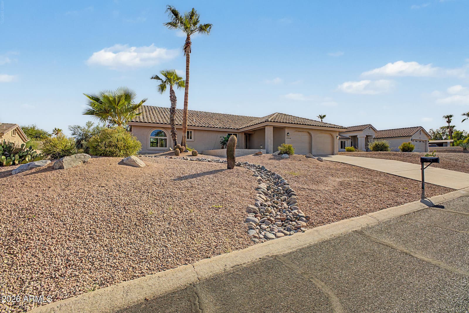 17449 E Caliente Drive, Fountain Hills, AZ 85268 — photo 2 of 42