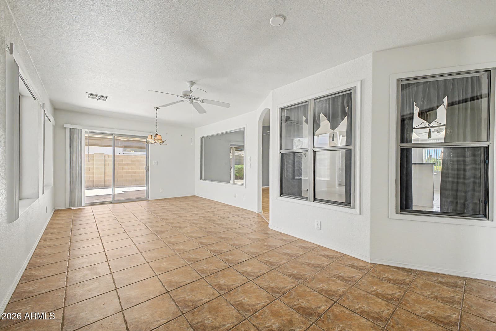 11332 E Navarro Avenue, Mesa, AZ 85209 — photo 3 of 30