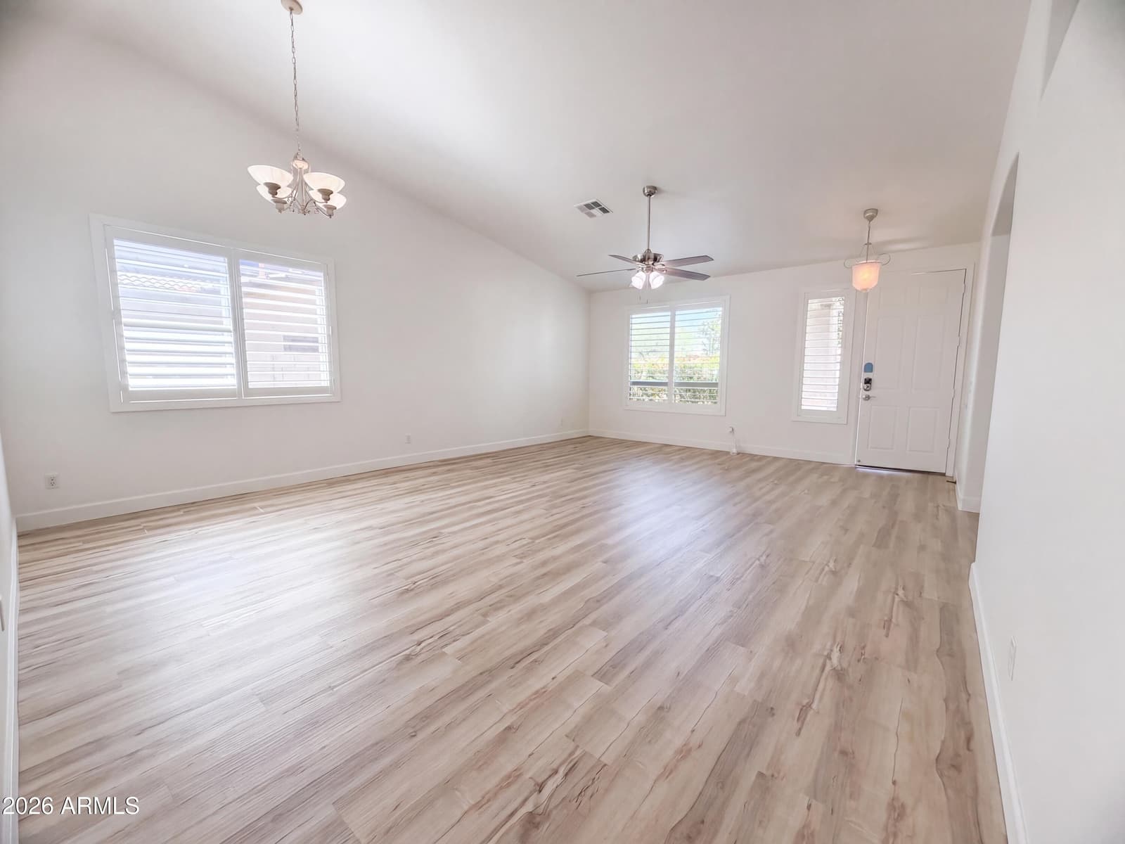 2463 S Bristol, Mesa, AZ 85209 — photo 9 of 21