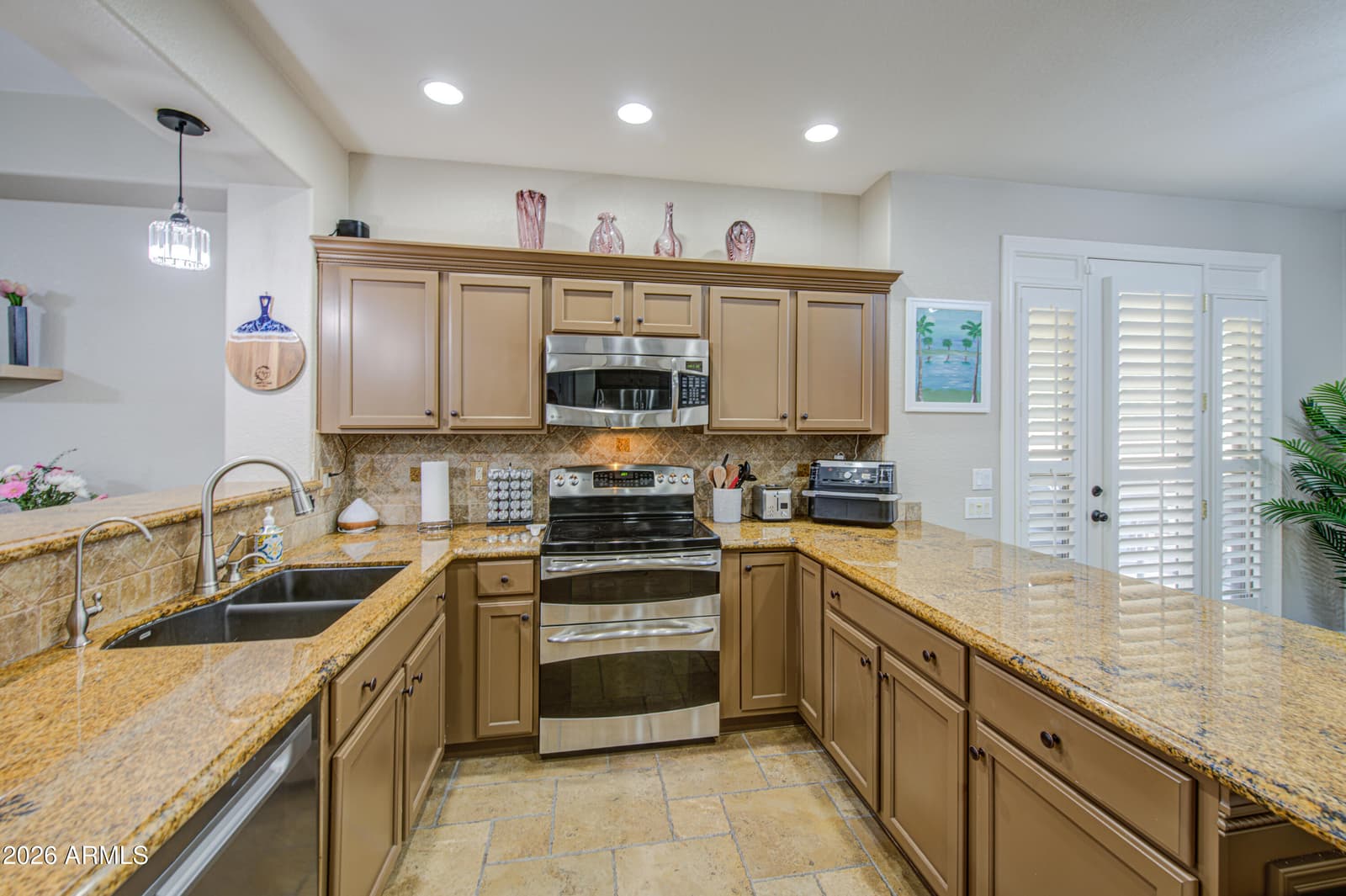 940 E Bellerive Place, Chandler, AZ 85249 — photo 18 of 56