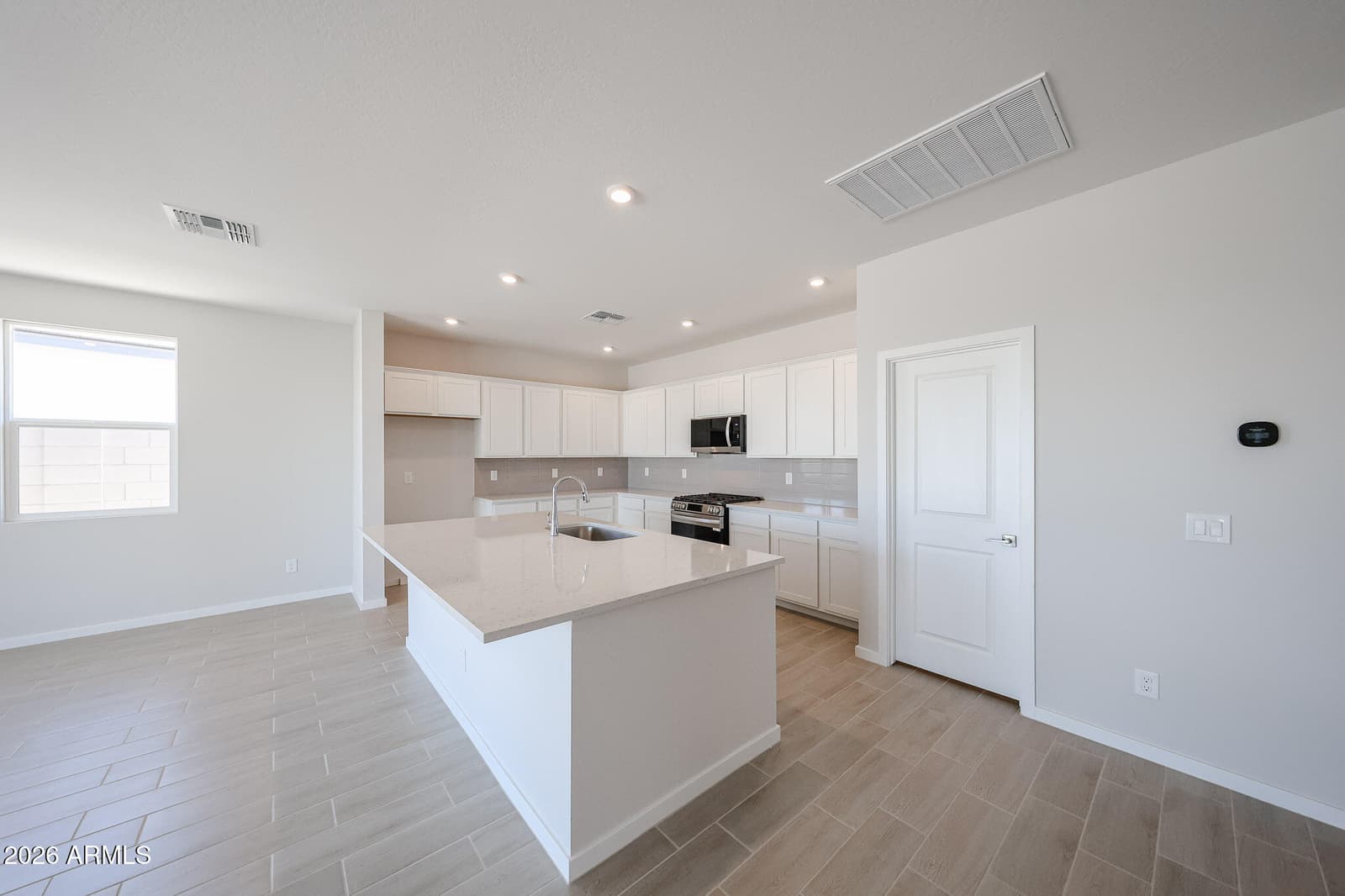 30104 W Windrose Drive, Buckeye, AZ 85396 — photo 12 of 48