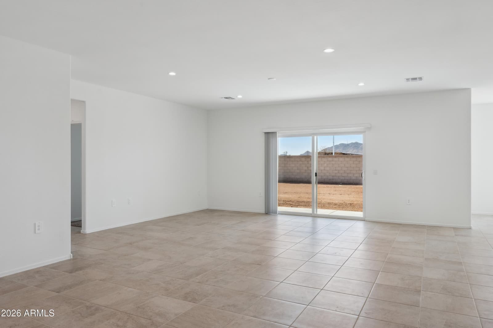 1513 E Currier Drive E, Casa Grande, AZ 85122 — photo 8 of 56