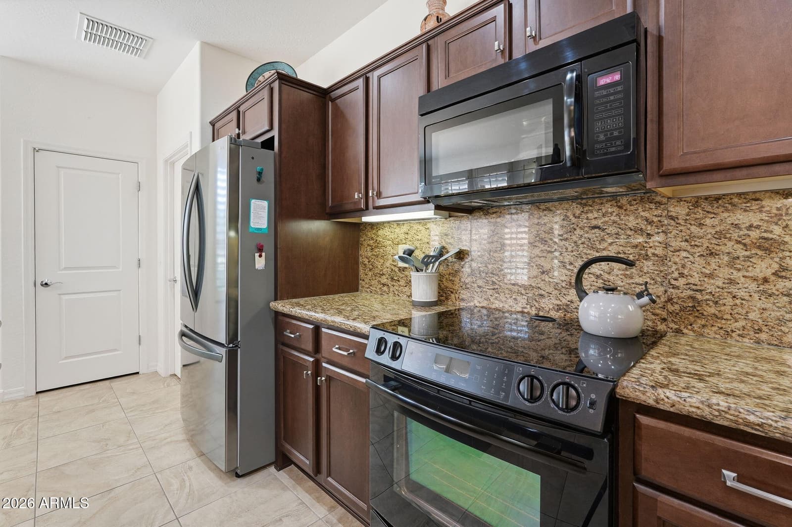 29594 N 129th Lane, Peoria, AZ 85383 — photo 13 of 39