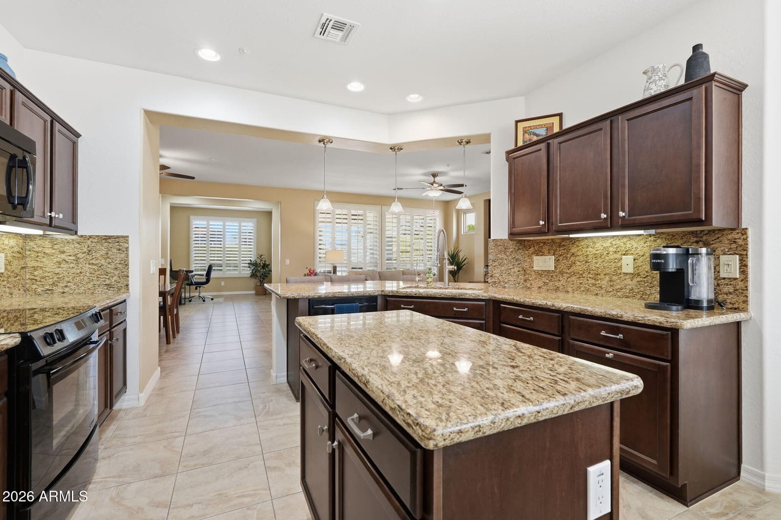 29594 N 129th Lane, Peoria, AZ 85383 — photo 15 of 39