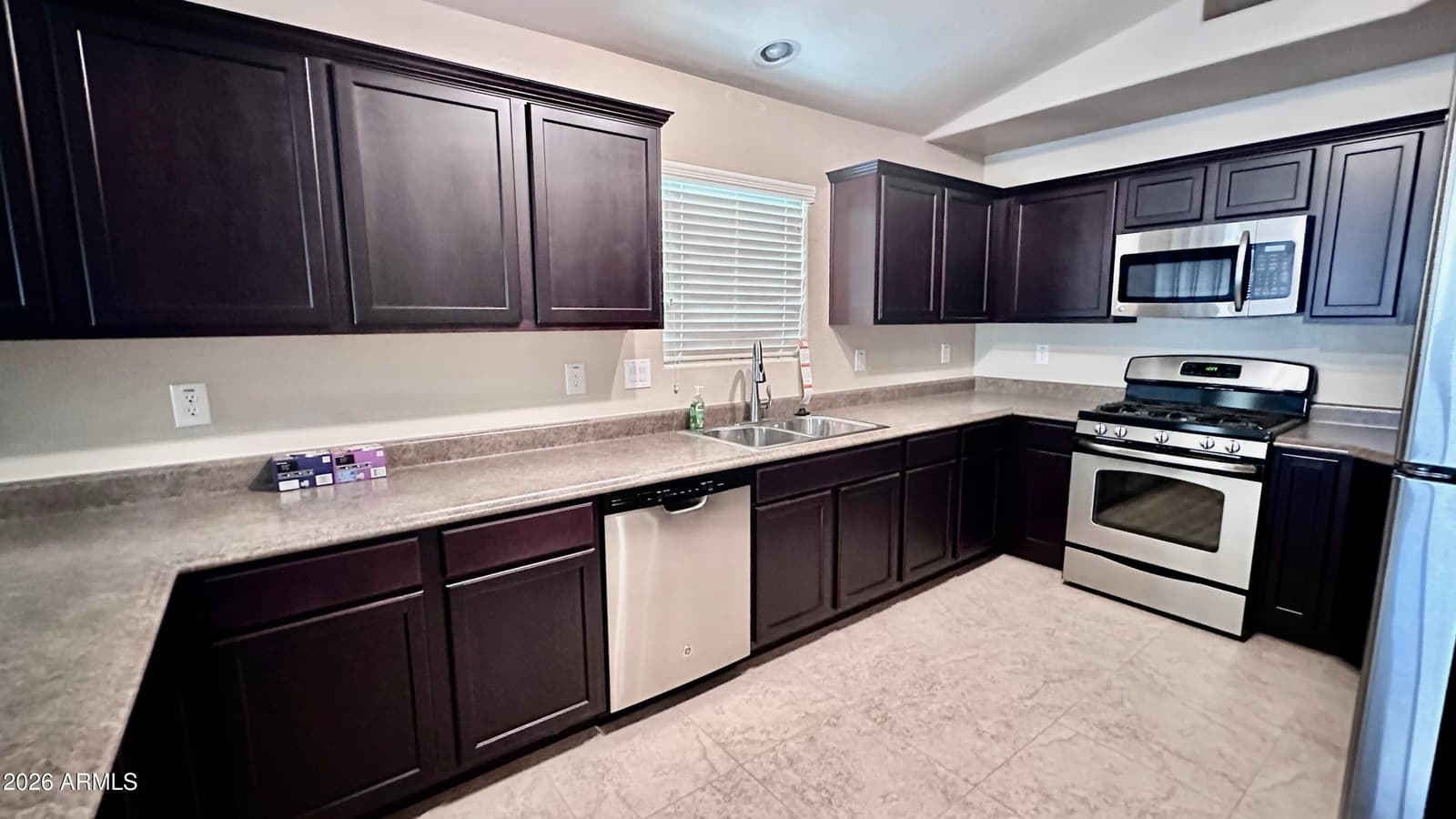 40106 W Robbins Drive, Maricopa, AZ 85138 — photo 9 of 44