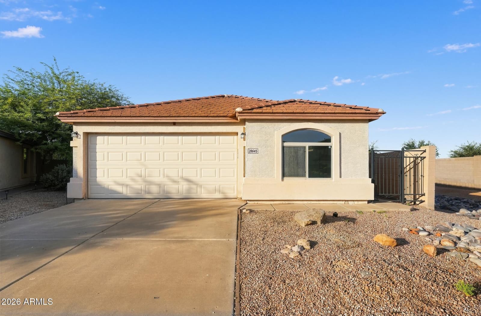 28645 N Dolomite Lane, San Tan Valley, AZ 85143 — photo 2 of 25