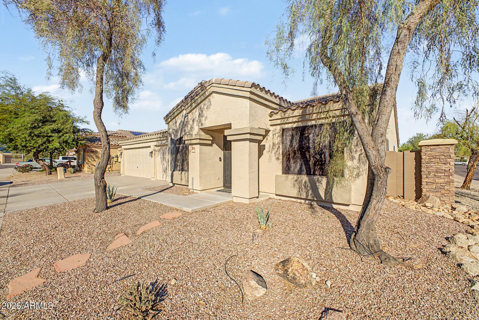 3672 N Crane Place, Casa Grande, AZ 85122 — photo 3 of 34