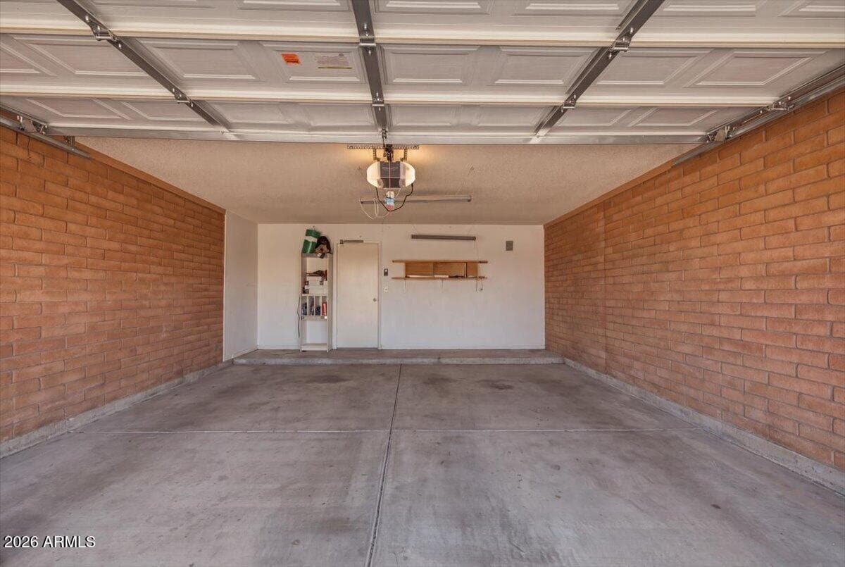 811 W Redfield Road W, Tempe, AZ 85283 — photo 15 of 29