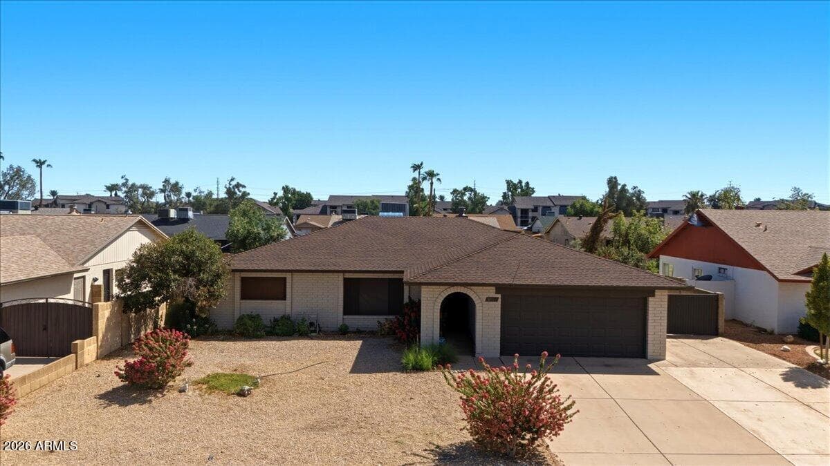 811 W Redfield Road W, Tempe, AZ 85283 — photo 22 of 29