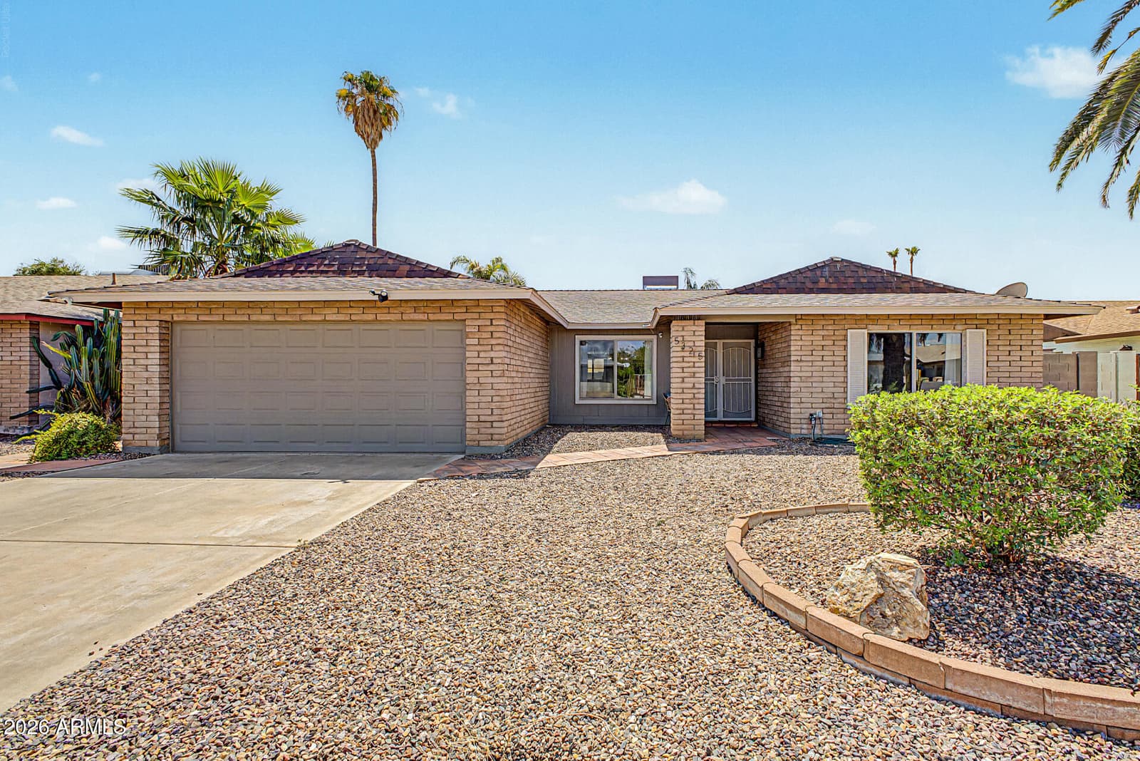 5325 W MESCAL Street, Glendale, AZ 85304