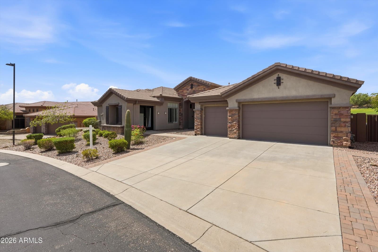 41722 N La Cantera Drive, Phoenix, AZ 85086 — photo 8 of 78