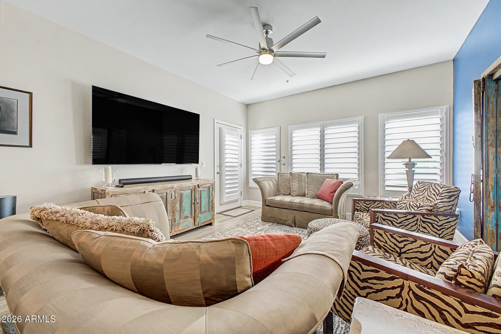 5350 E Deer Valley Drive 3422, Phoenix, AZ 85054 — photo 4 of 48