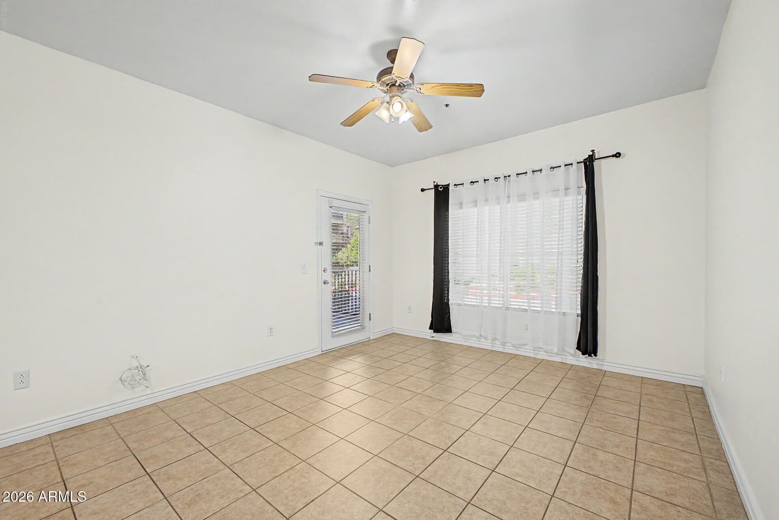 5450 E Deer Valley Drive 1223, Phoenix, AZ 85054 — photo 5 of 59