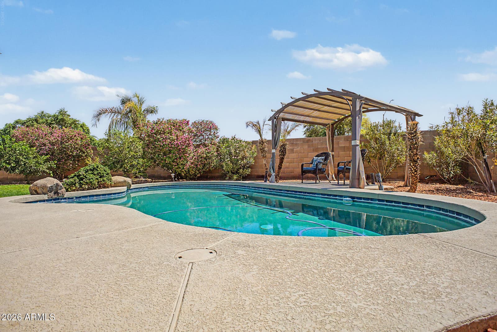 13901 N 147th Drive, Surprise, AZ 85379 — photo 3 of 32