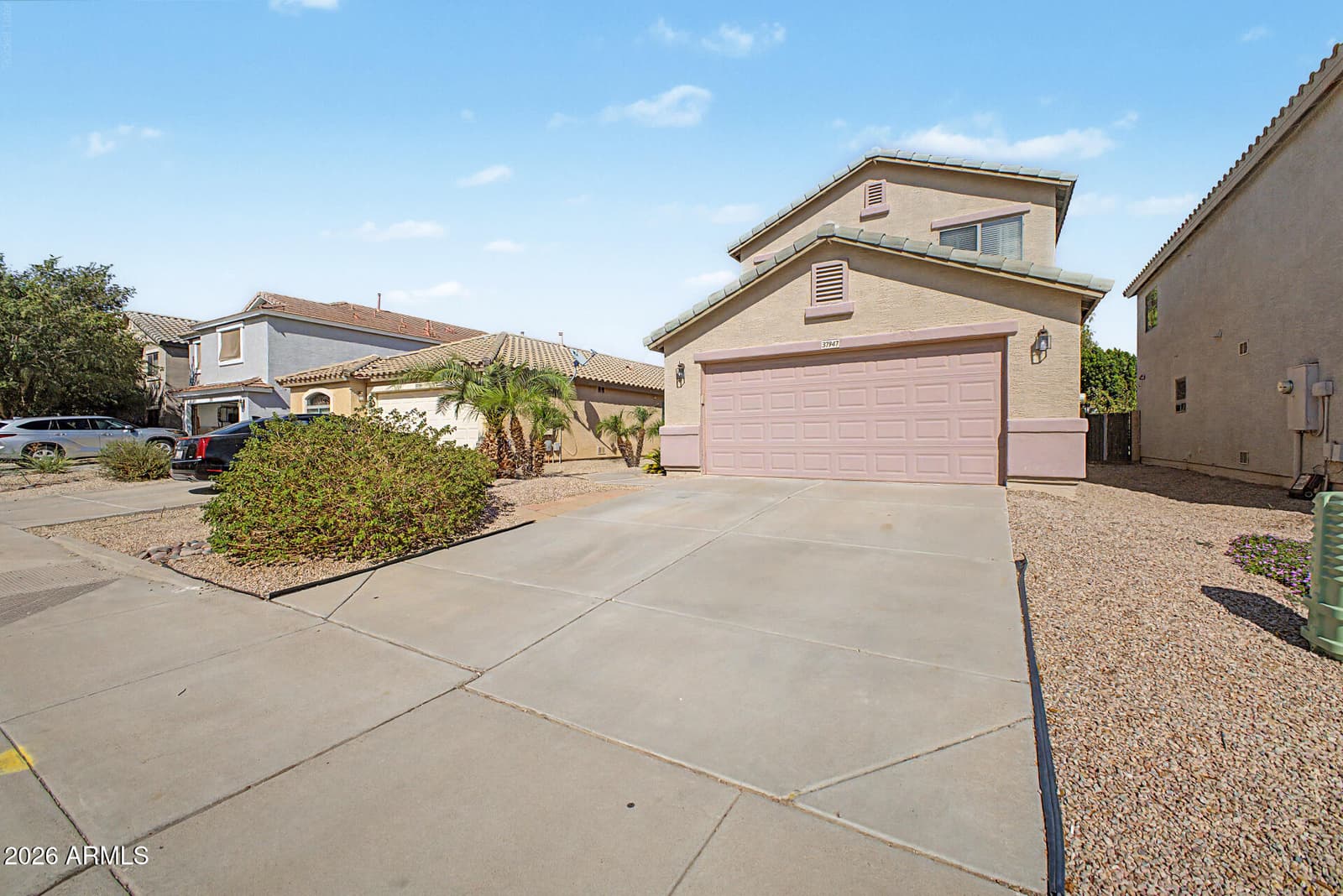 37947 N Luke Lane, San Tan Valley, AZ 85140 — photo 3 of 39