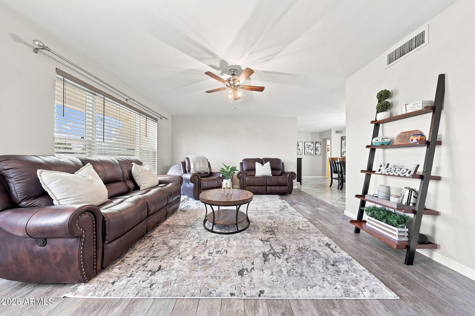 922 S Ember Circle, Mesa, AZ 85208 — photo 13 of 47