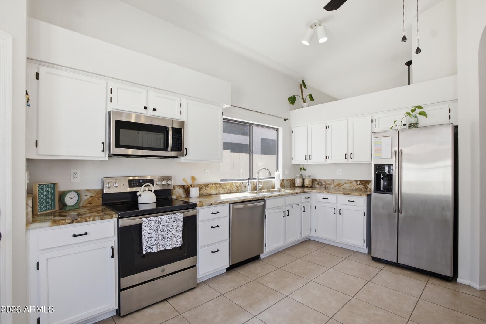 10730 W Flower Street, Avondale, AZ 85392 — photo 12 of 39