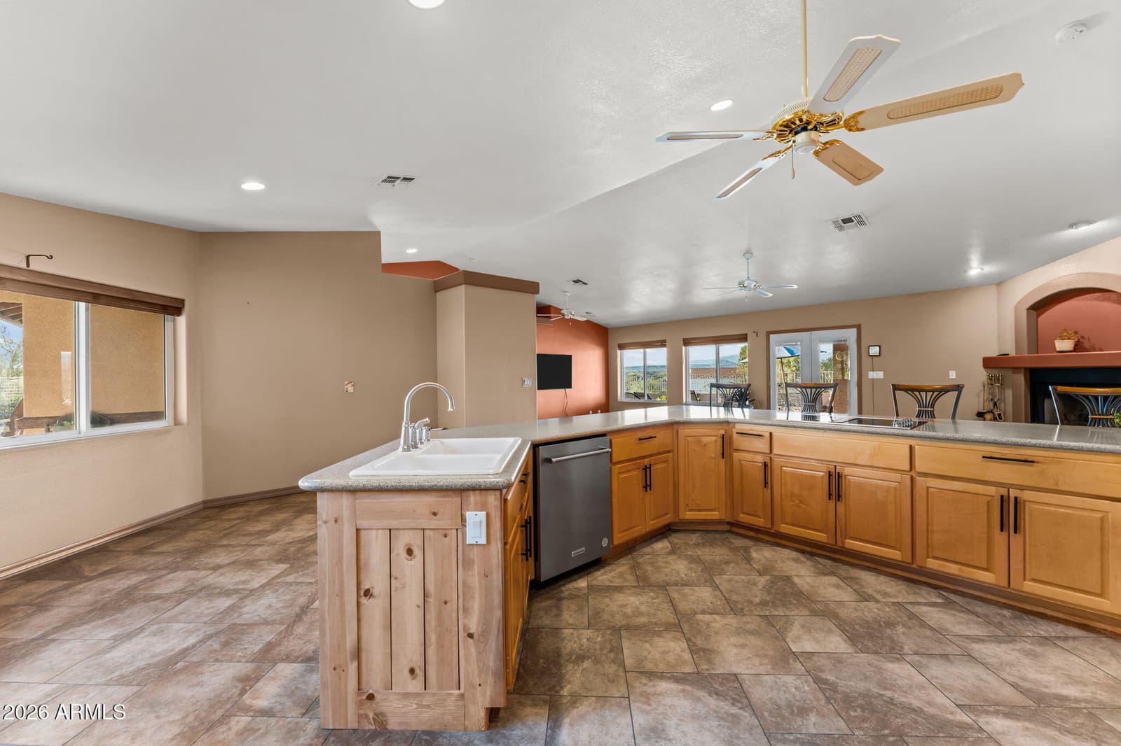 90 W Turtleback Lane, Wickenburg, AZ 85390 — photo 11 of 48