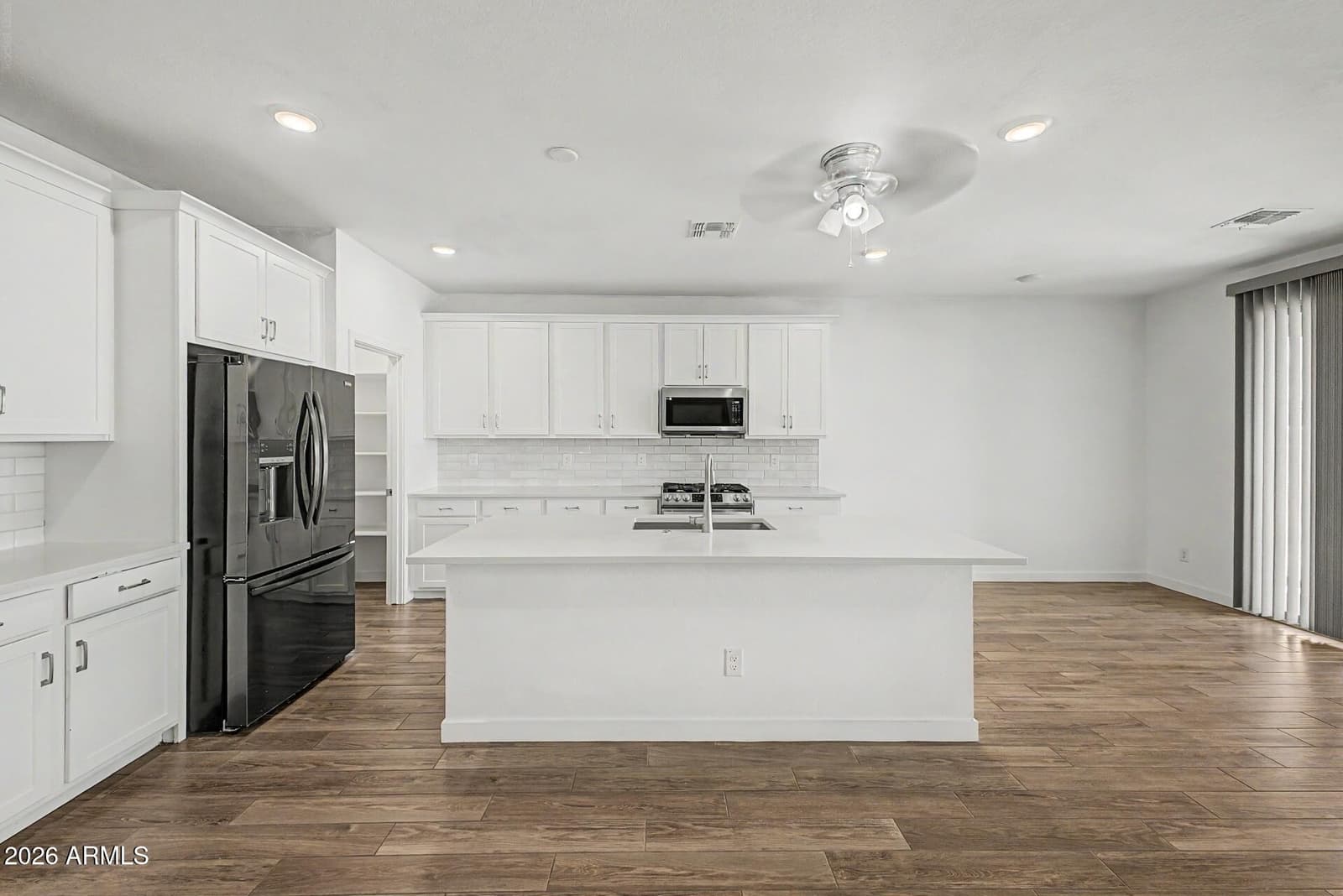 17439 W Fulton Street, Goodyear, AZ 85338 — photo 8 of 38