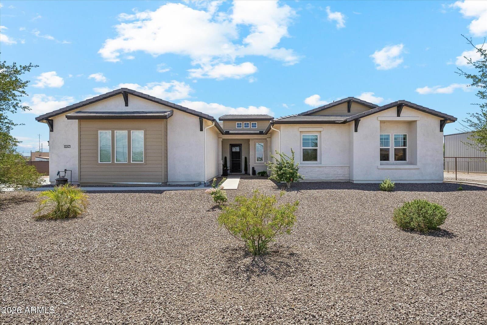 1647 E LOBO Street, San Tan Valley, AZ 85140
