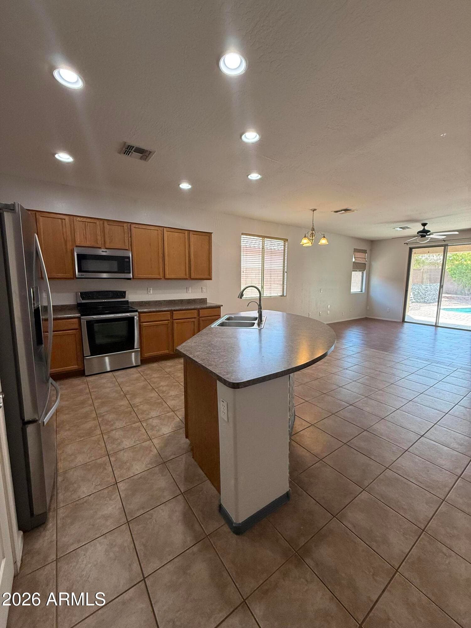 11929 W Alvarado Road, Avondale, AZ 85392 — photo 10 of 40