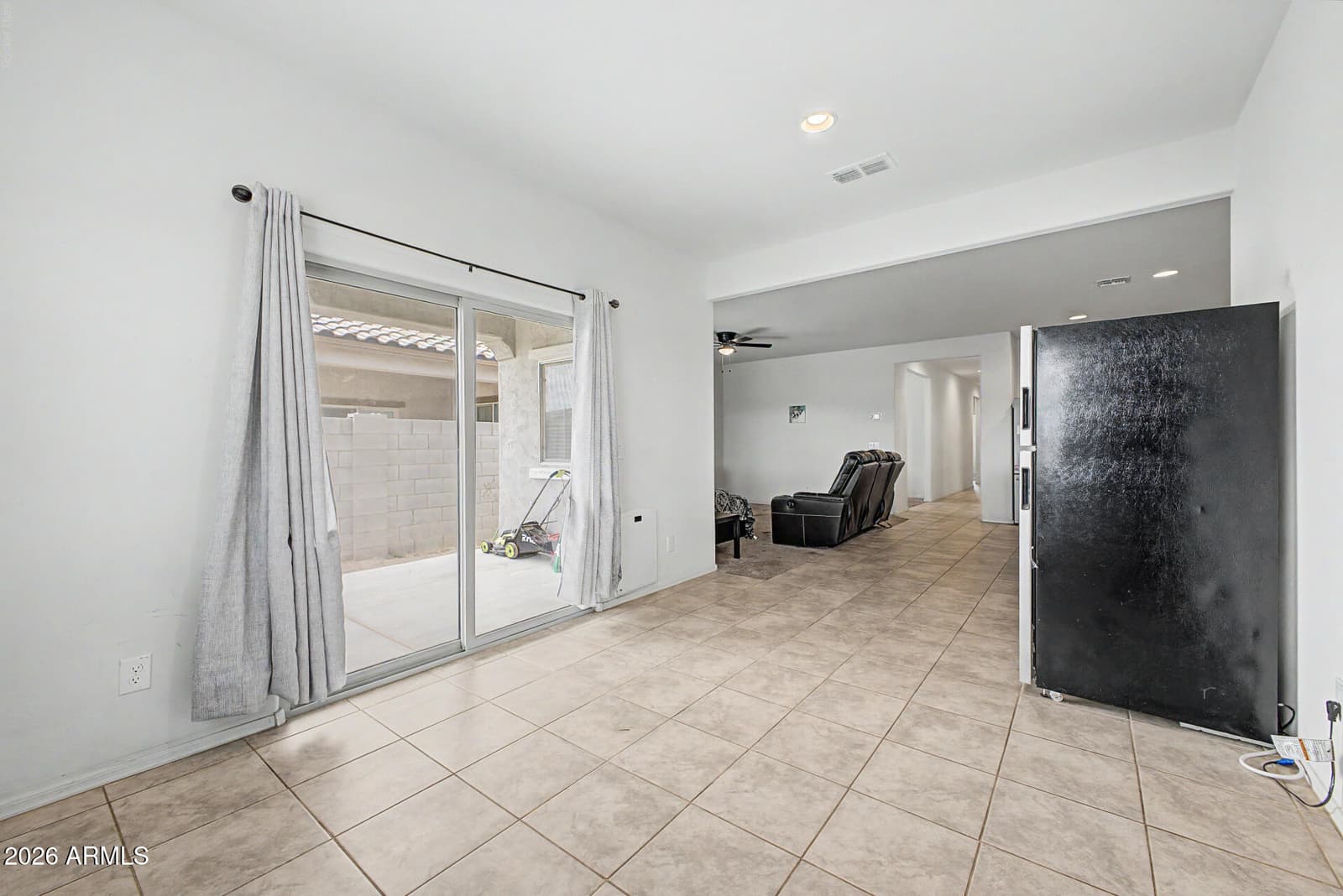 11214 W Chipman Road, Tolleson, AZ 85353 — photo 6 of 30