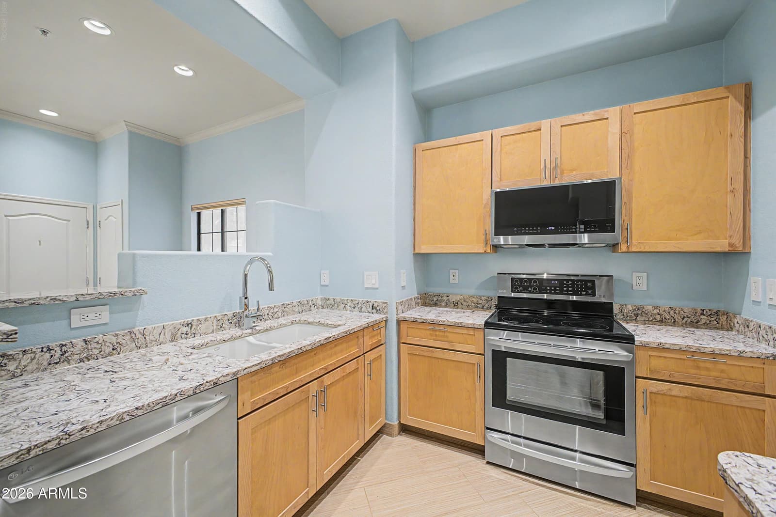 295 N Rural Road 145, Chandler, AZ 85226 — photo 3 of 45