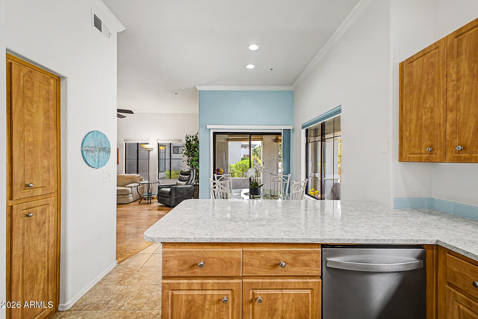 295 N Rural Road 131, Chandler, AZ 85226 — photo 12 of 44