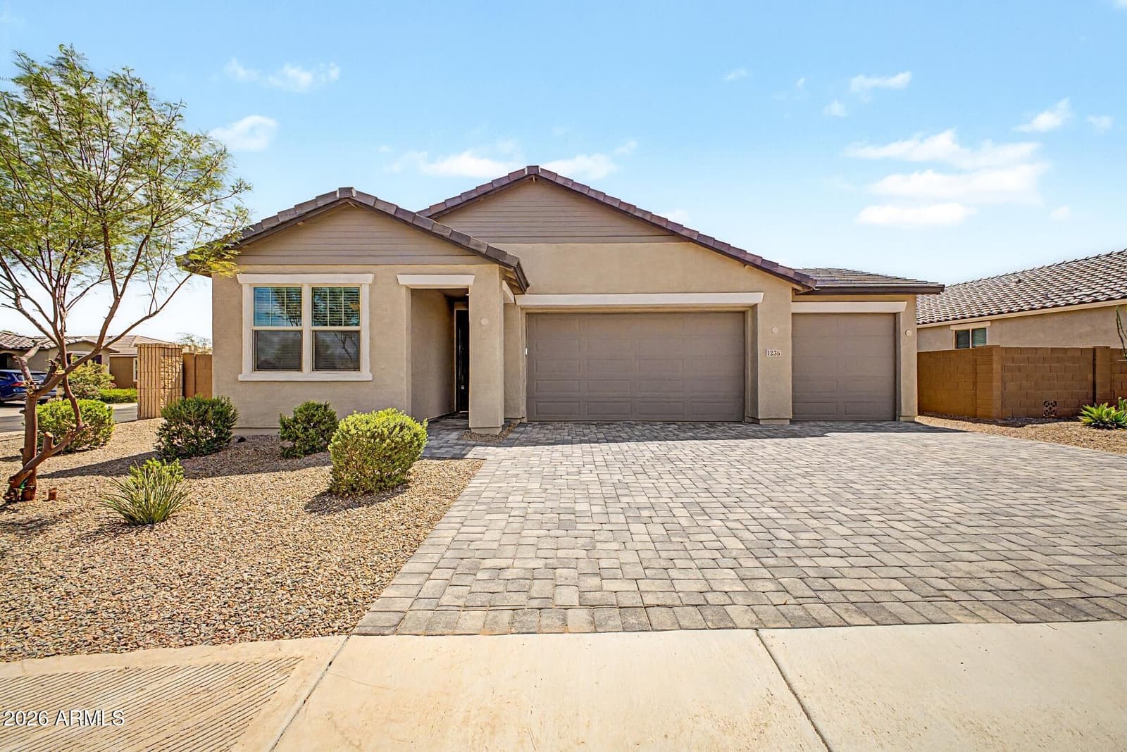 1235 E VEKOL Street, Casa Grande, AZ 85122