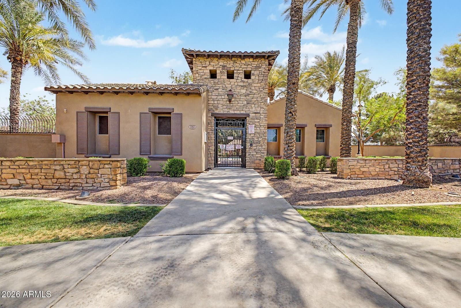 905 S Osborn Lane, Gilbert, AZ 85296 — photo 43 of 50