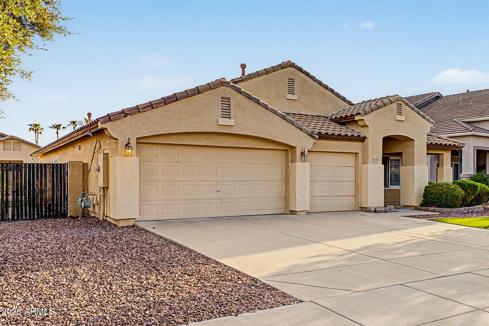 8239 W Harmony Lane, Peoria, AZ 85382 — photo 11 of 57