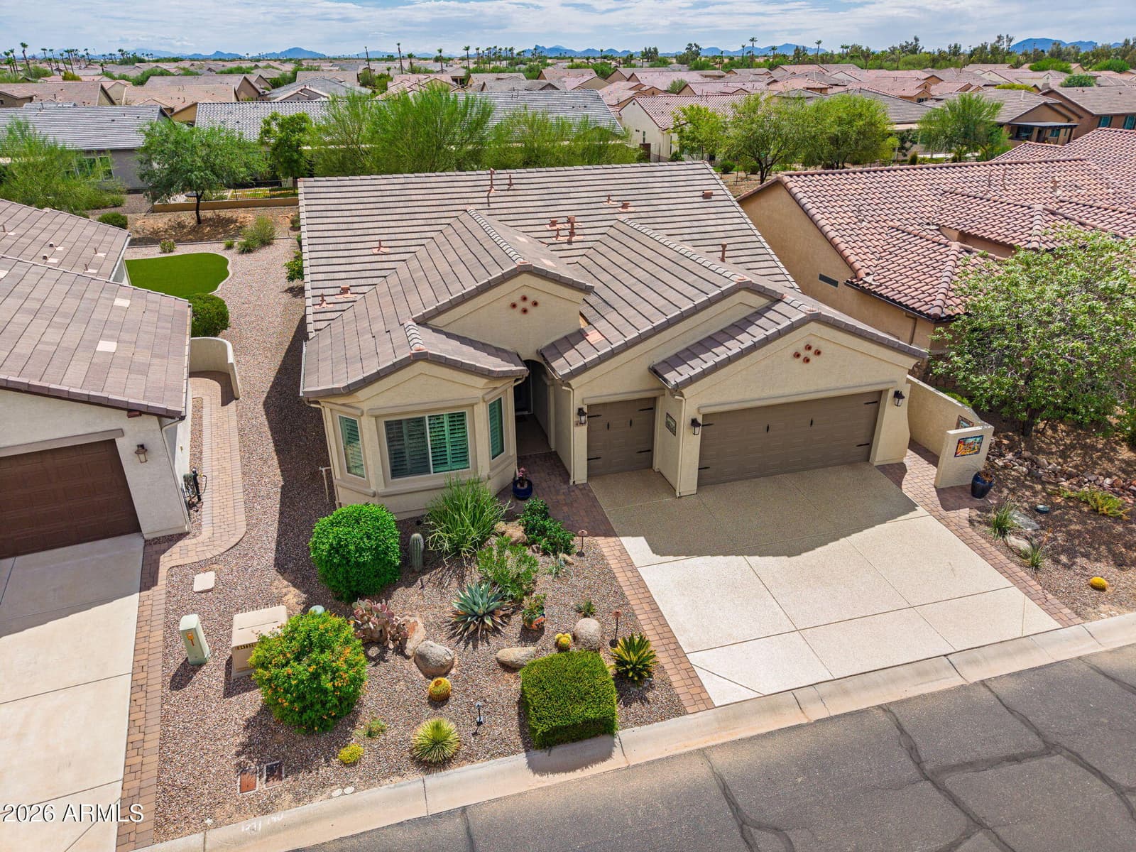 4349 W Box Canyon Drive, Eloy, AZ 85131 — photo 14 of 44