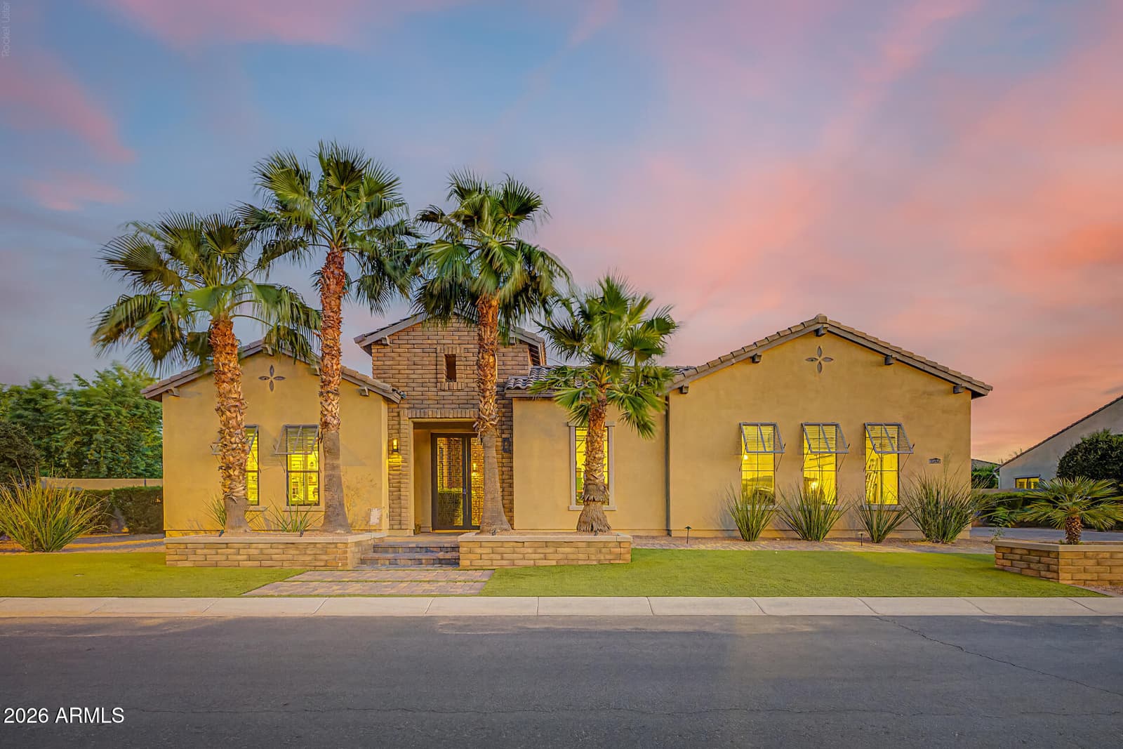 2581 E Turnberry Drive, Gilbert, AZ 85298 — photo 7 of 146
