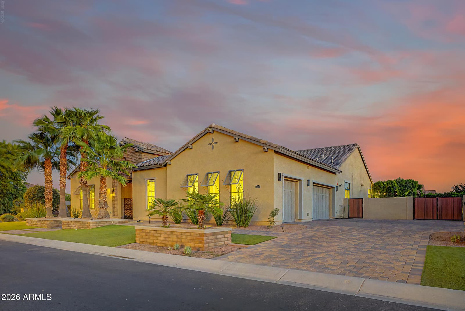 2581 E Turnberry Drive, Gilbert, AZ 85298 — photo 8 of 146