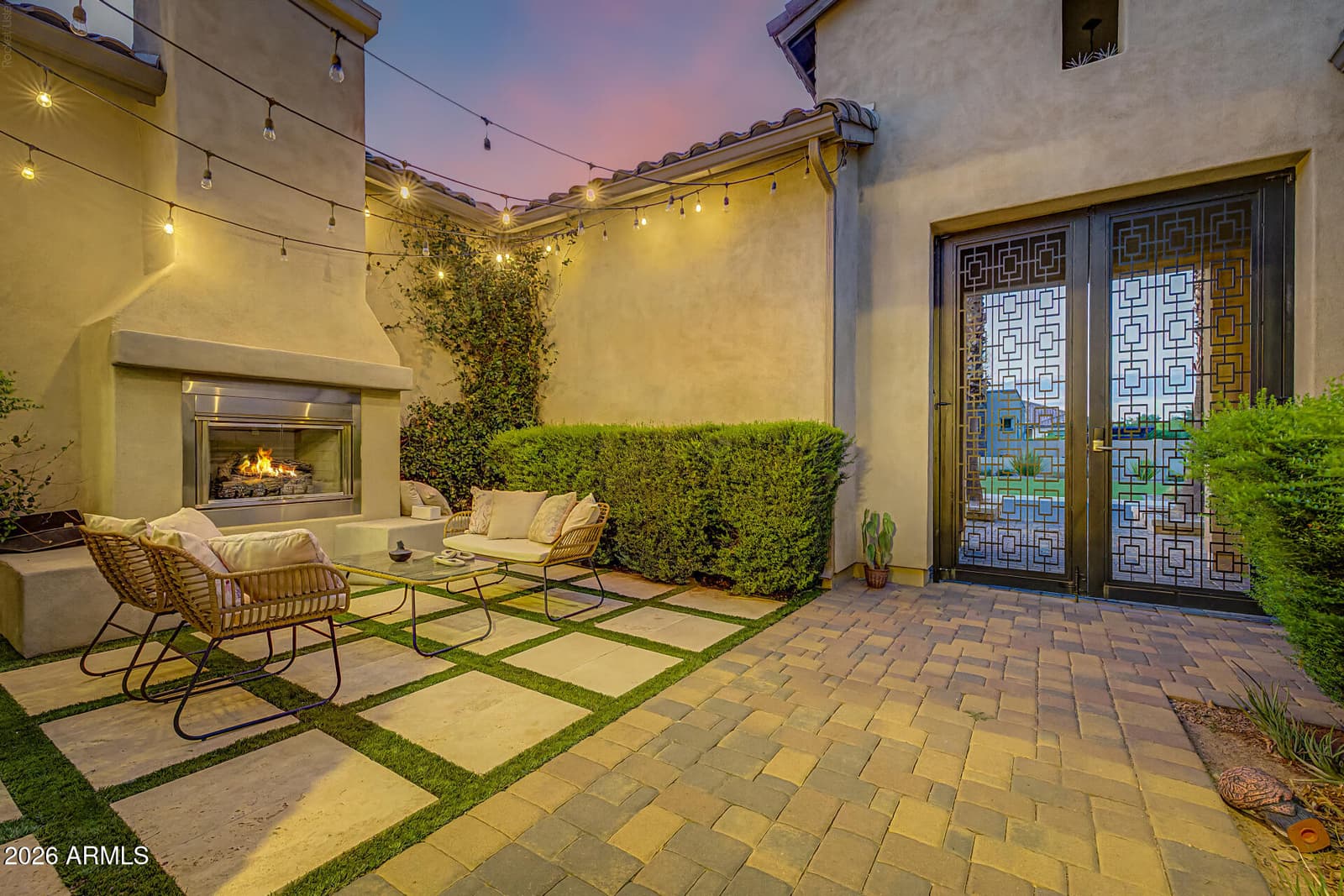 2581 E Turnberry Drive, Gilbert, AZ 85298 — photo 11 of 146