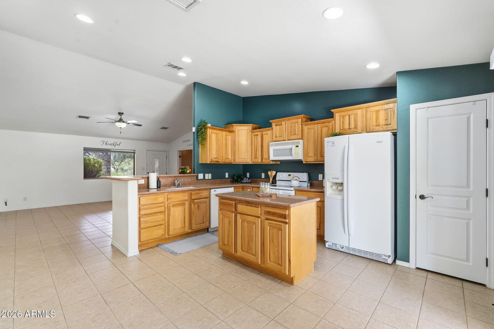 1202 W Prior Avenue, Coolidge, AZ 85128 — photo 10 of 44