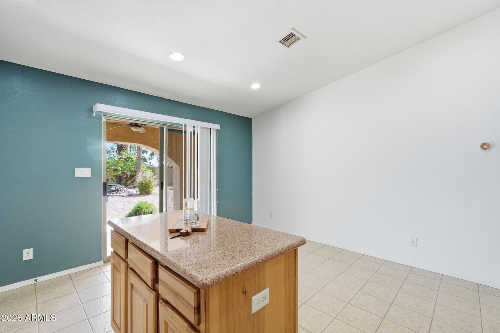1202 W Prior Avenue, Coolidge, AZ 85128 — photo 11 of 44