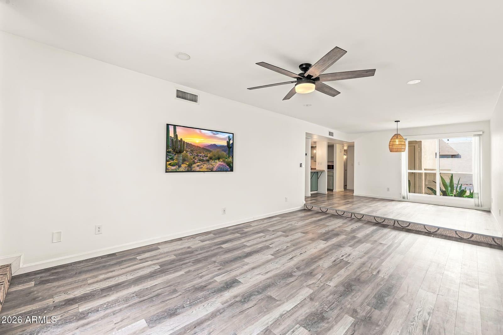 5205 S Hazelton Lane, Tempe, AZ 85283 — photo 6 of 47