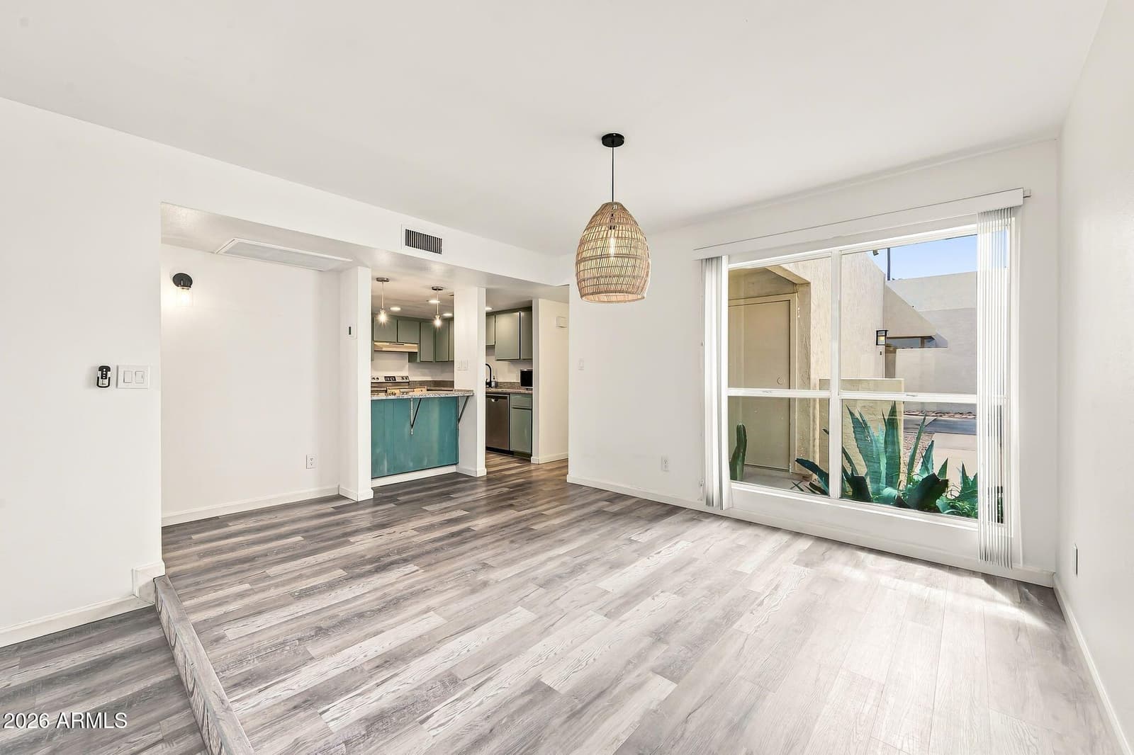 5205 S Hazelton Lane, Tempe, AZ 85283 — photo 11 of 47