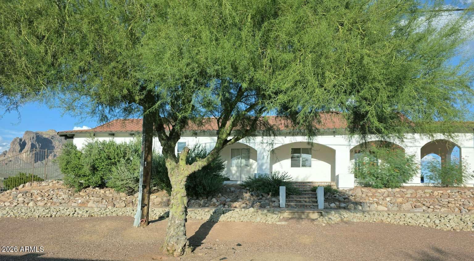 4932 E Greasewood Street, Apache Junction, AZ 85119 — photo 9 of 62