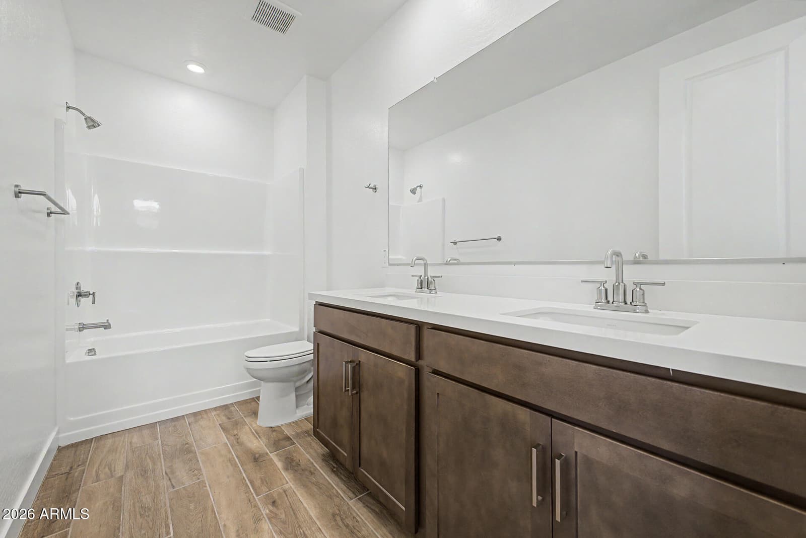 2277 S Jeffry Street, Gilbert, AZ 85295 — photo 15 of 33